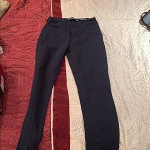 black skinny jeans